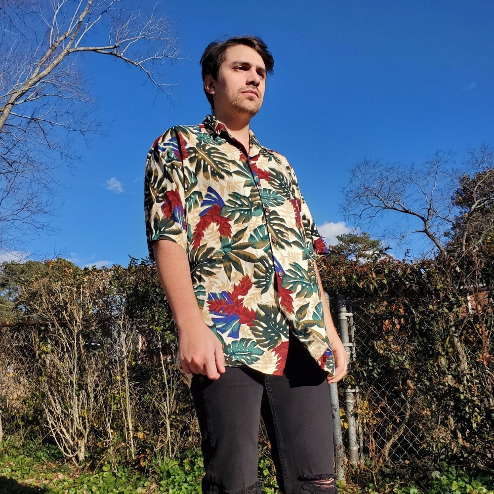 Authentic Hawaiian Shirt by Hilo Hattie